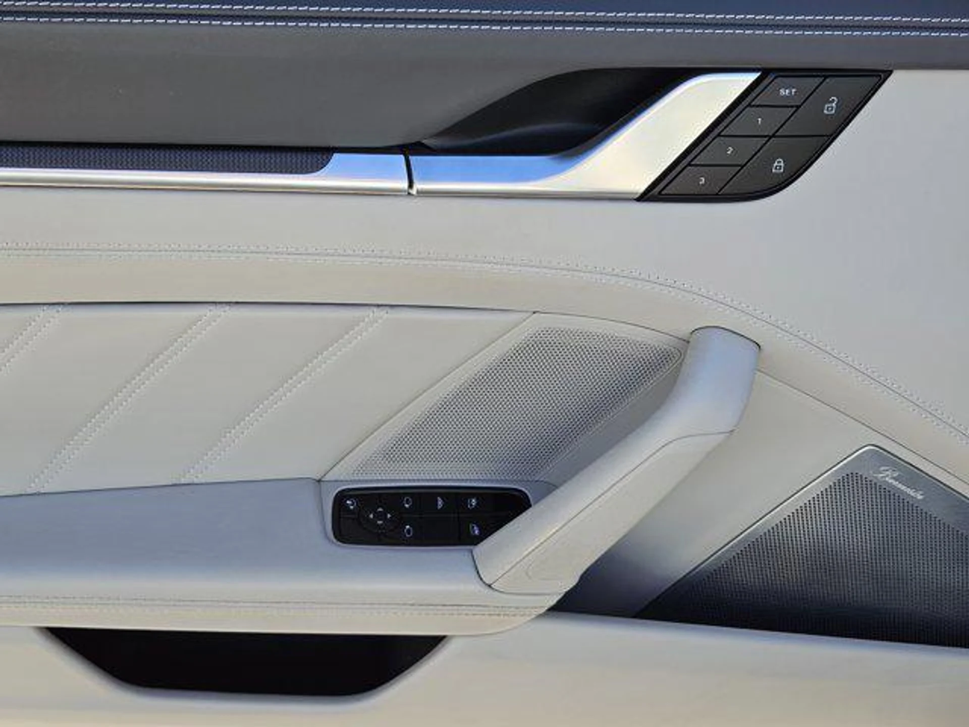 mph021_2987429950_s_Kcb_G3_Xp_CUC_Qafv_Sp_O_Ygj_Y2ubf_E_8750247eeb