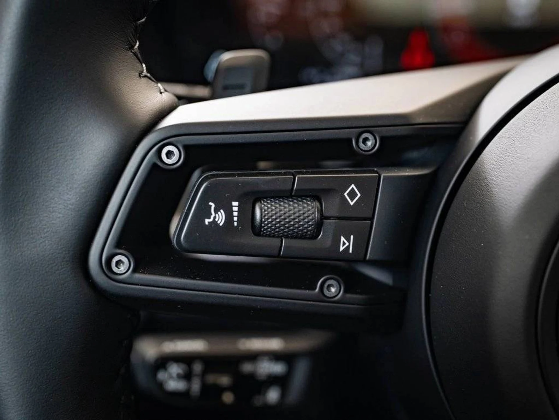 mph021_2994007533_795edb0e649109800458d45afdc590f0x_239708d396