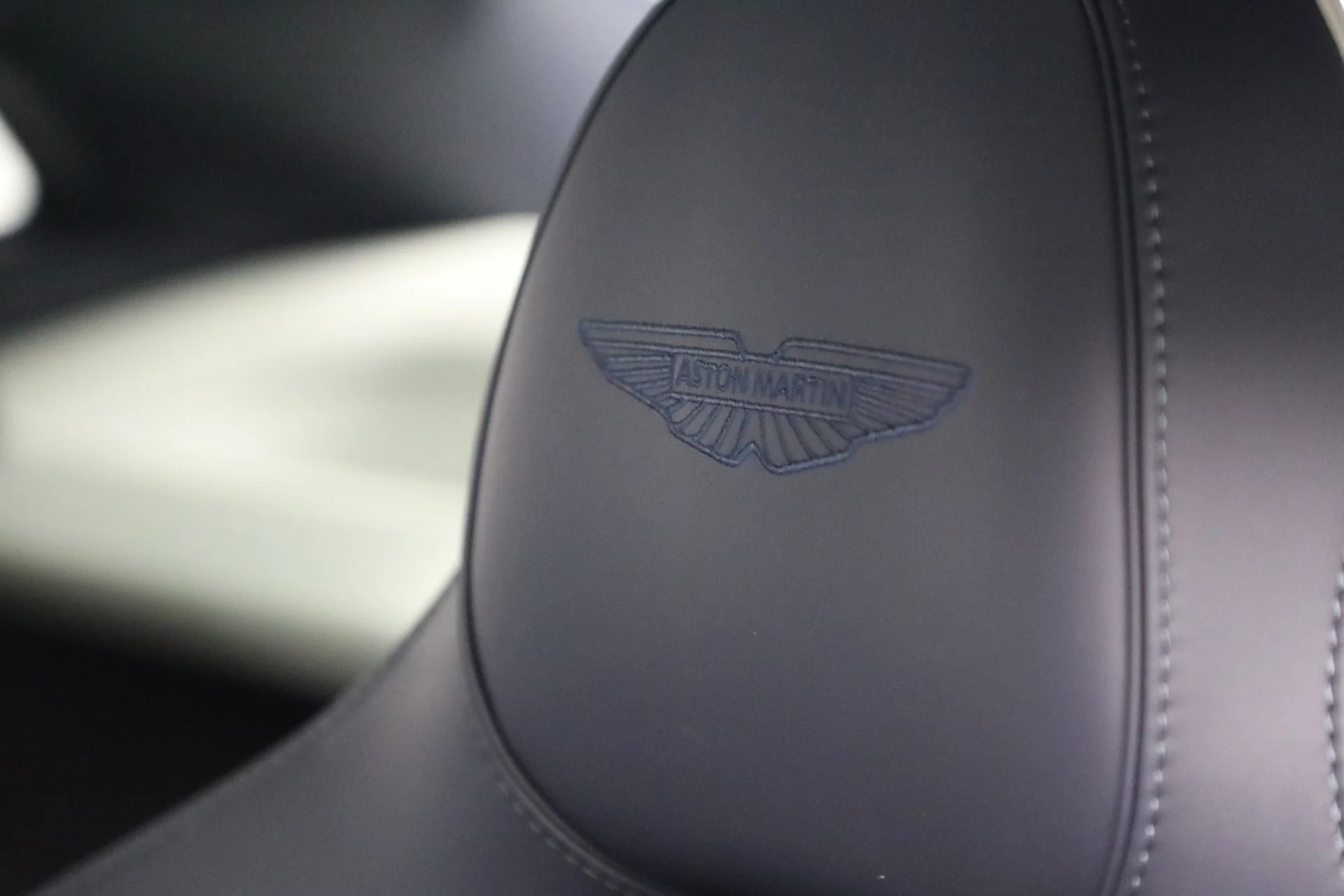 mph021_2996693205_New_2025_Aston_Martin_Vanquish_1735676879_9f8416ef11