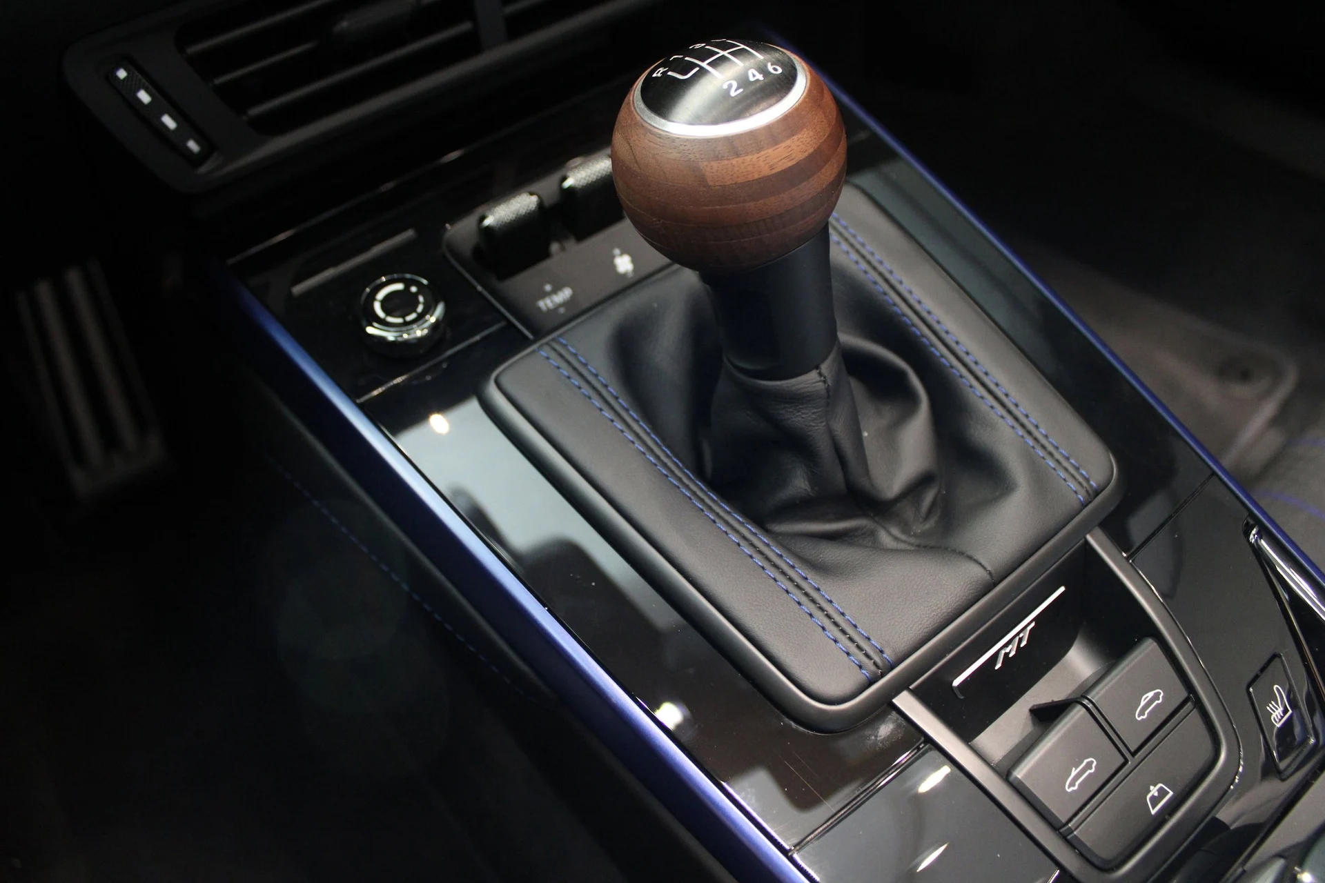 mph021_2996816356_3206390ce6dcea97061f5a06005e0b90x_3e73ccf342