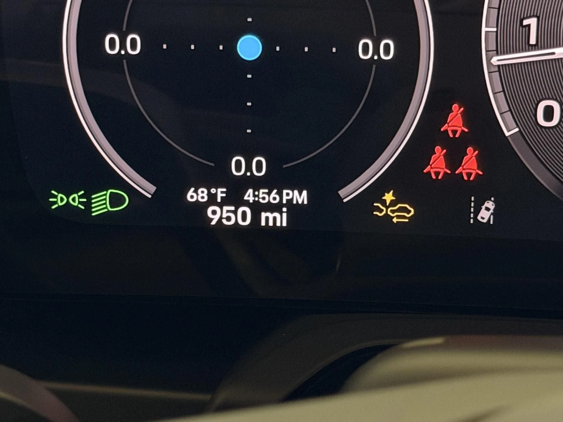 mph021_2996822357_92679236f21a058dbafc414cd8a6d7e8x_21e2b4f01f