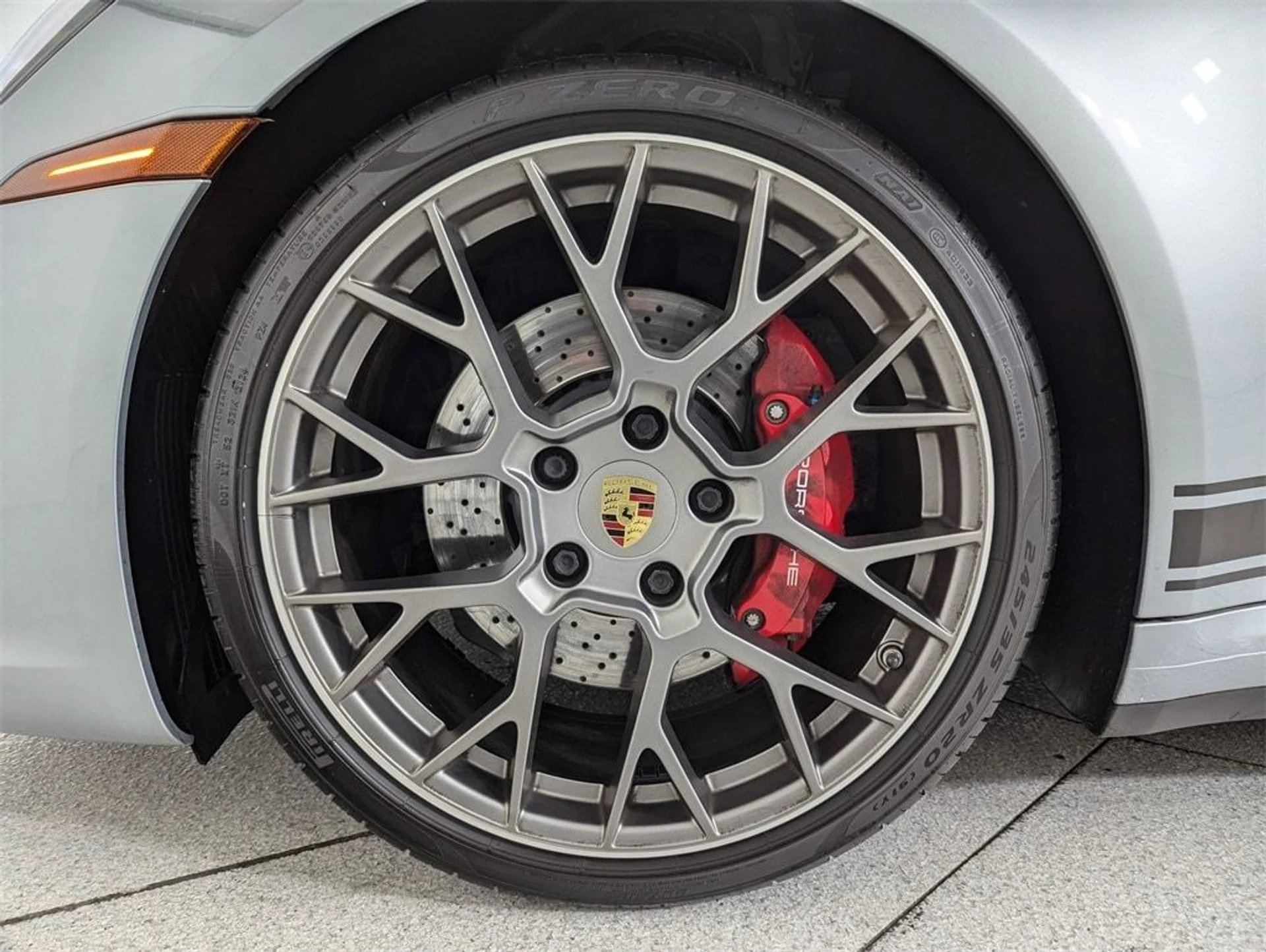 mph021_2997280279_c467e360d49bd77a6a5a1affe2652989x_33894a917b