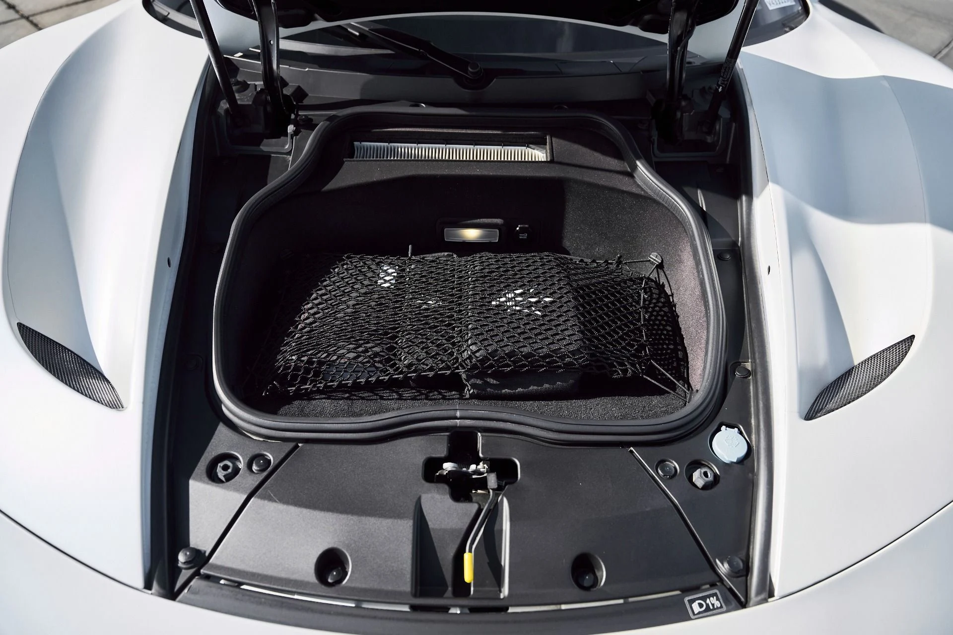 mph021_2997510436_Used_2023_Maserati_MC_20_1769481185_270edf5d71