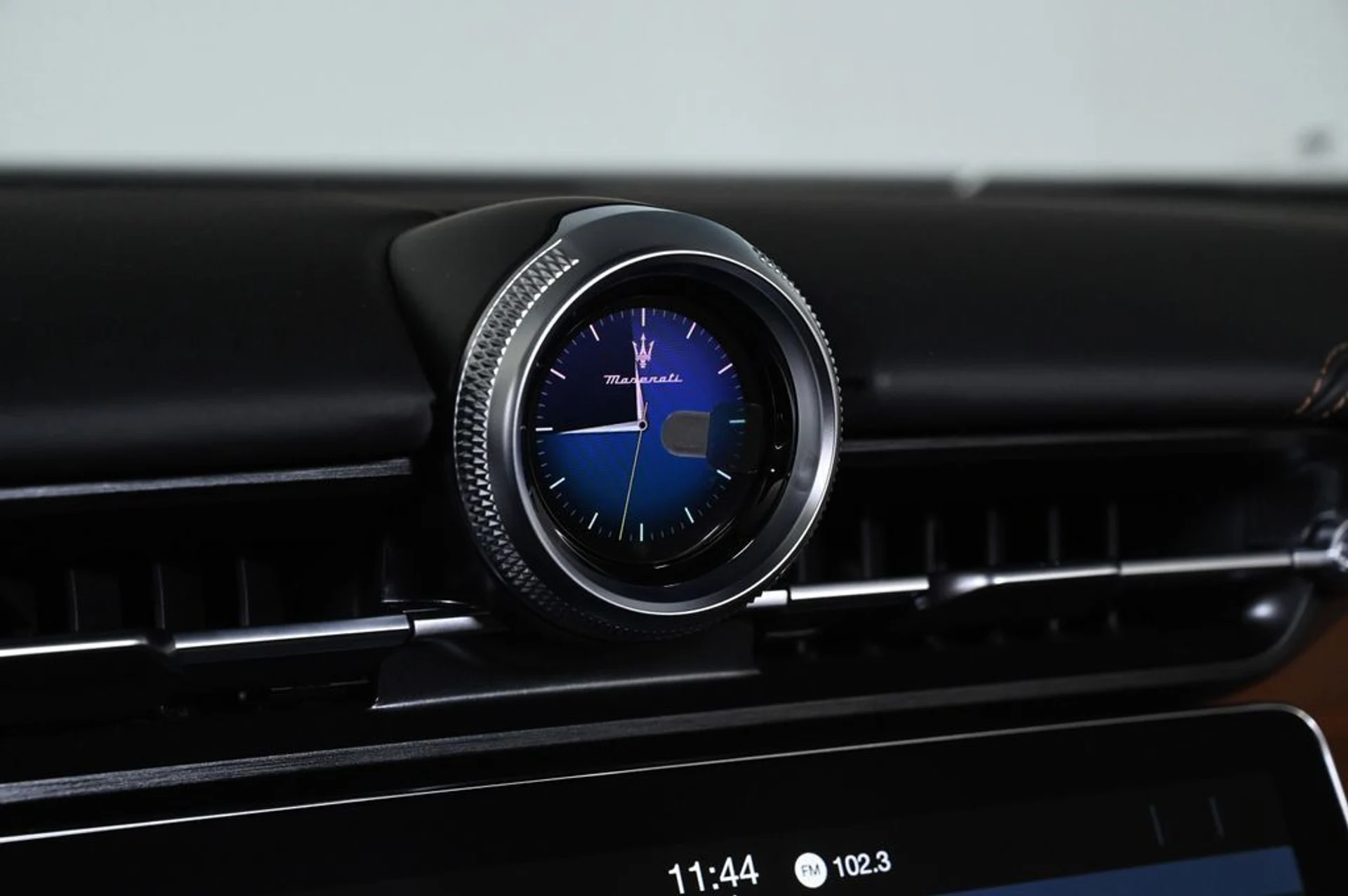 mph021_3006213110_new_2026_maserati_grancabrio_convertible_11350_23008816_22_1024_0a95031b40