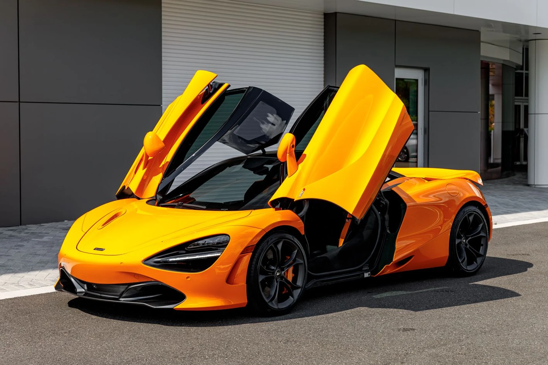 mph021_3011379215_Used_2020_Mc_Laren_720_S_2aa230cf56