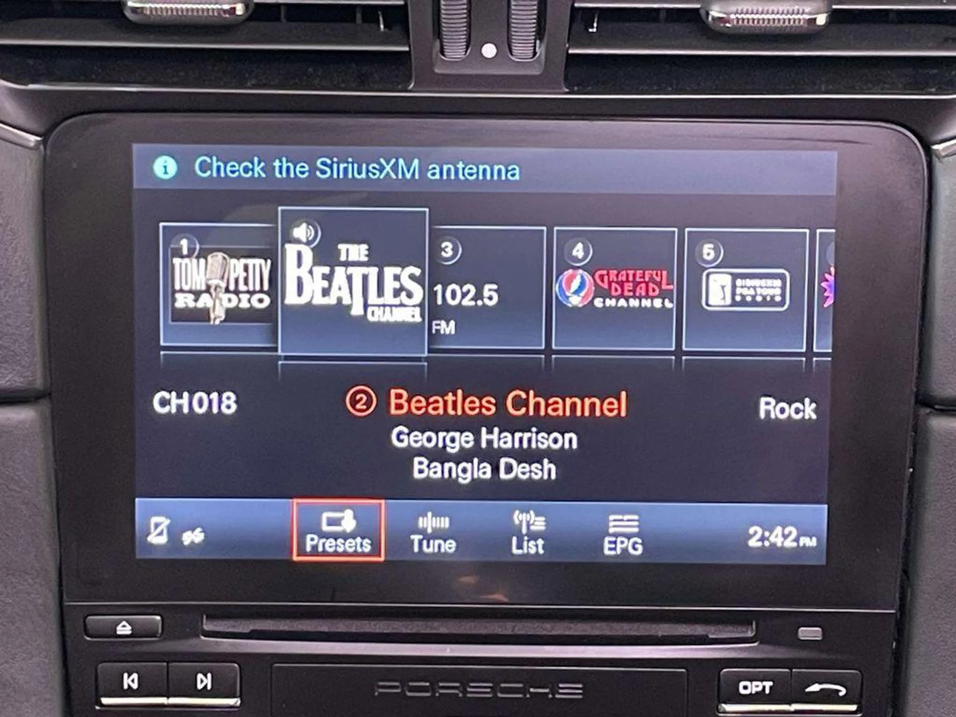 mph021_3013278686_r_CAPG_Dtq_RB_9_U_Nv5io307mui93sg_9d75750b8b