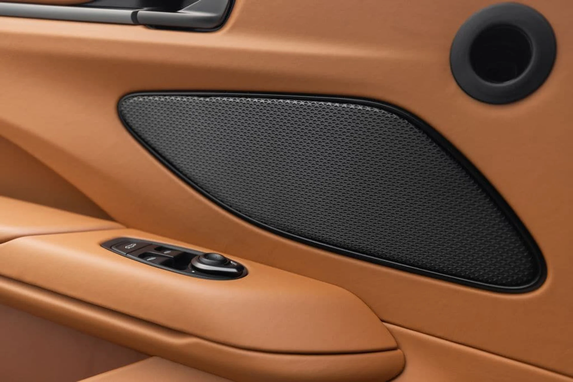 mph021_3018929235_df6b1d367748251ae8af3a11fc0260fax_93ae3ee902