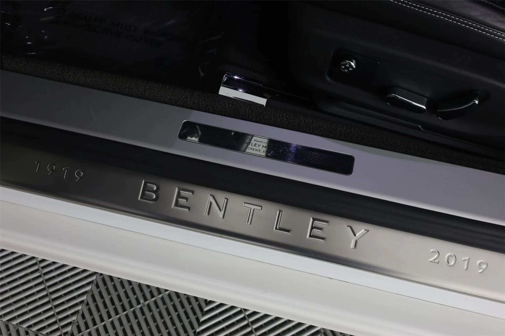 mph021_3019555107_39db2a66683c437472f6154f6c411d06_deacaf701c