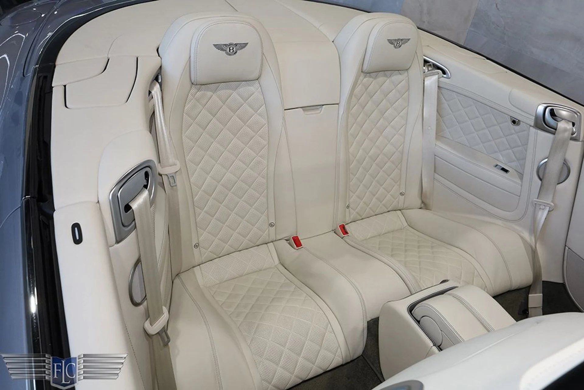 mph021_3019593349_used_2017_bentley_continental_gtspeedconvertible_9689_22985658_22_1024_23dd5b6e3f