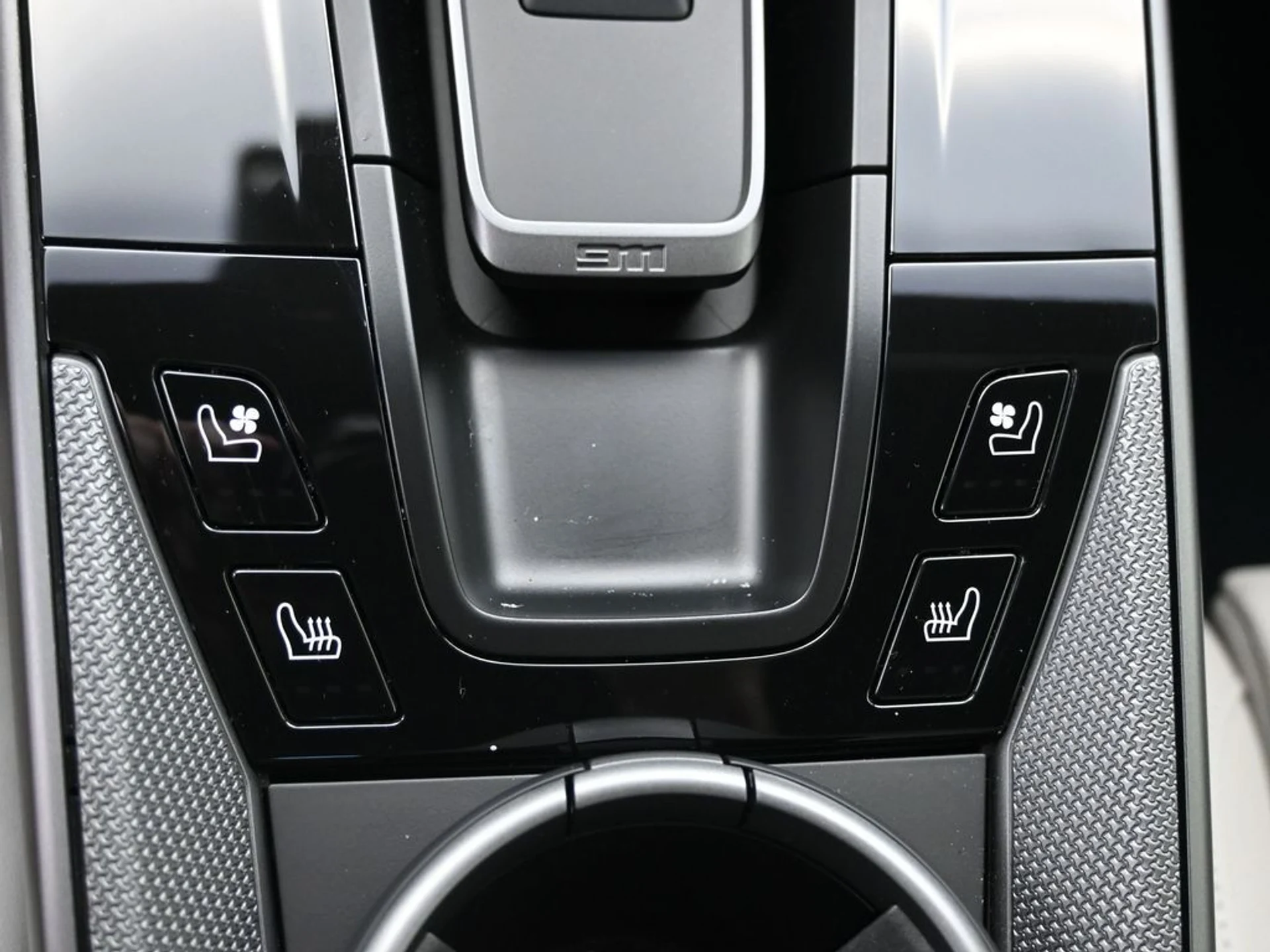 mph021_3019805690_124062ad758243e493b9ca1e5a84d7b0x_a6dd6e36e1