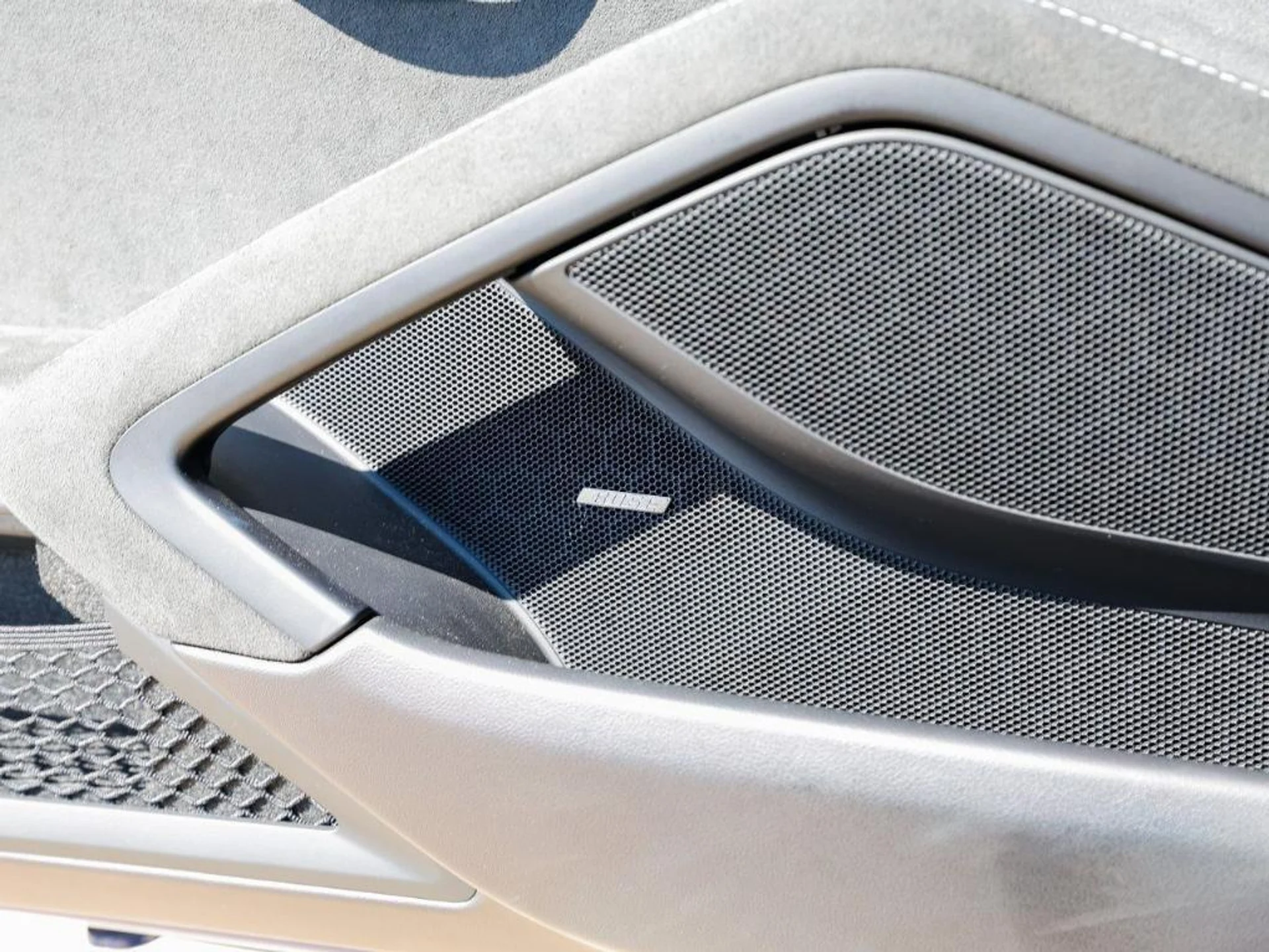 mph021_3026975535_W73_WP_9r_MGN_Agx_Csxy_Zsn1rdl_Dww_e8a26af26e