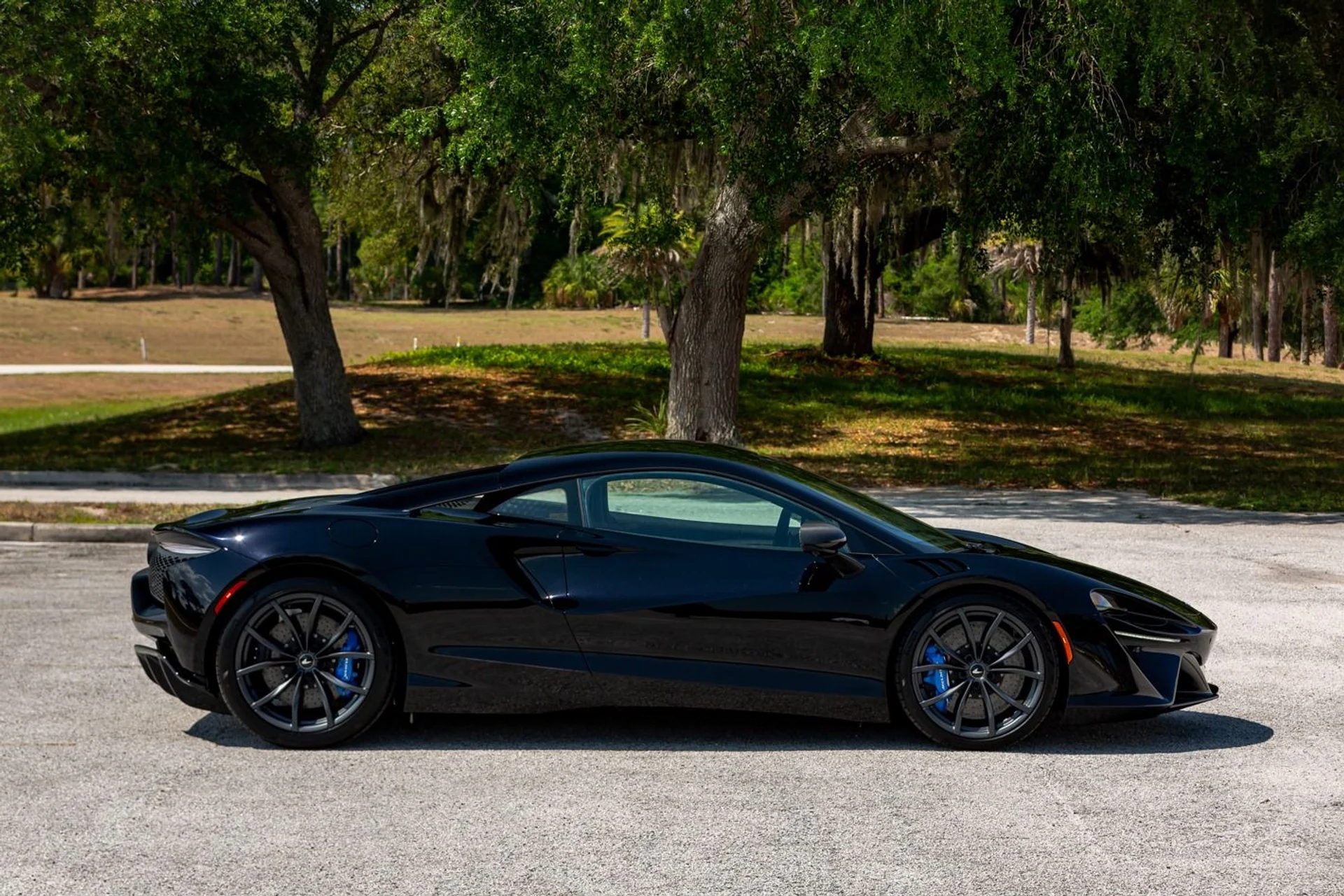 mph021_303074370_396_p22_l_50ff3c827f