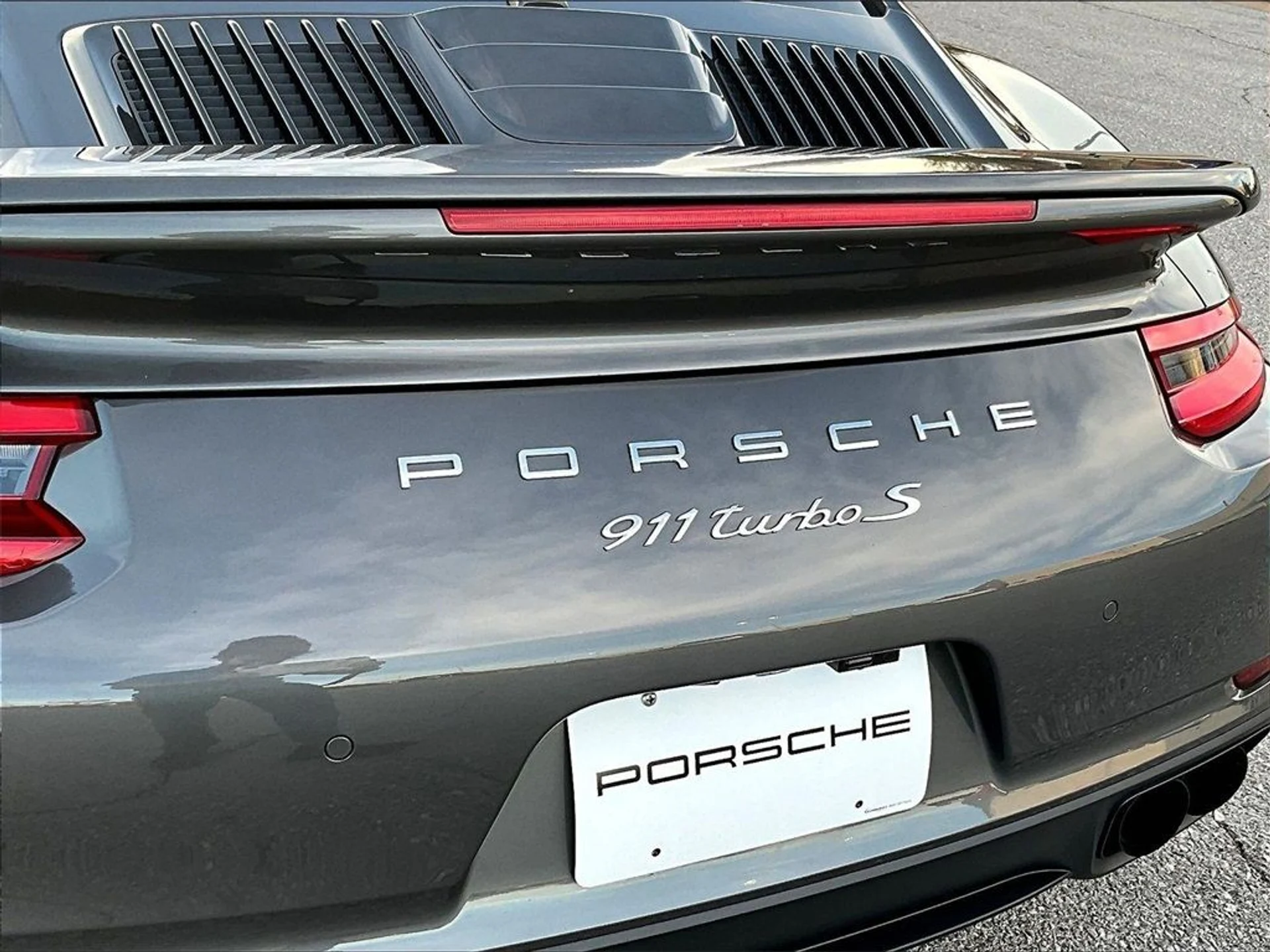 mph021_3032256329_577734460d28b51e27c1e88a8c333bc6_d855158796