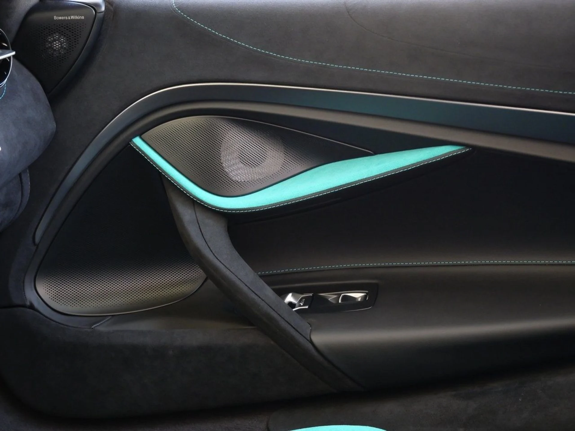 mph021_3036259128_af74e77f205cb83e1f13e01643ef72dbx_d62f66619c