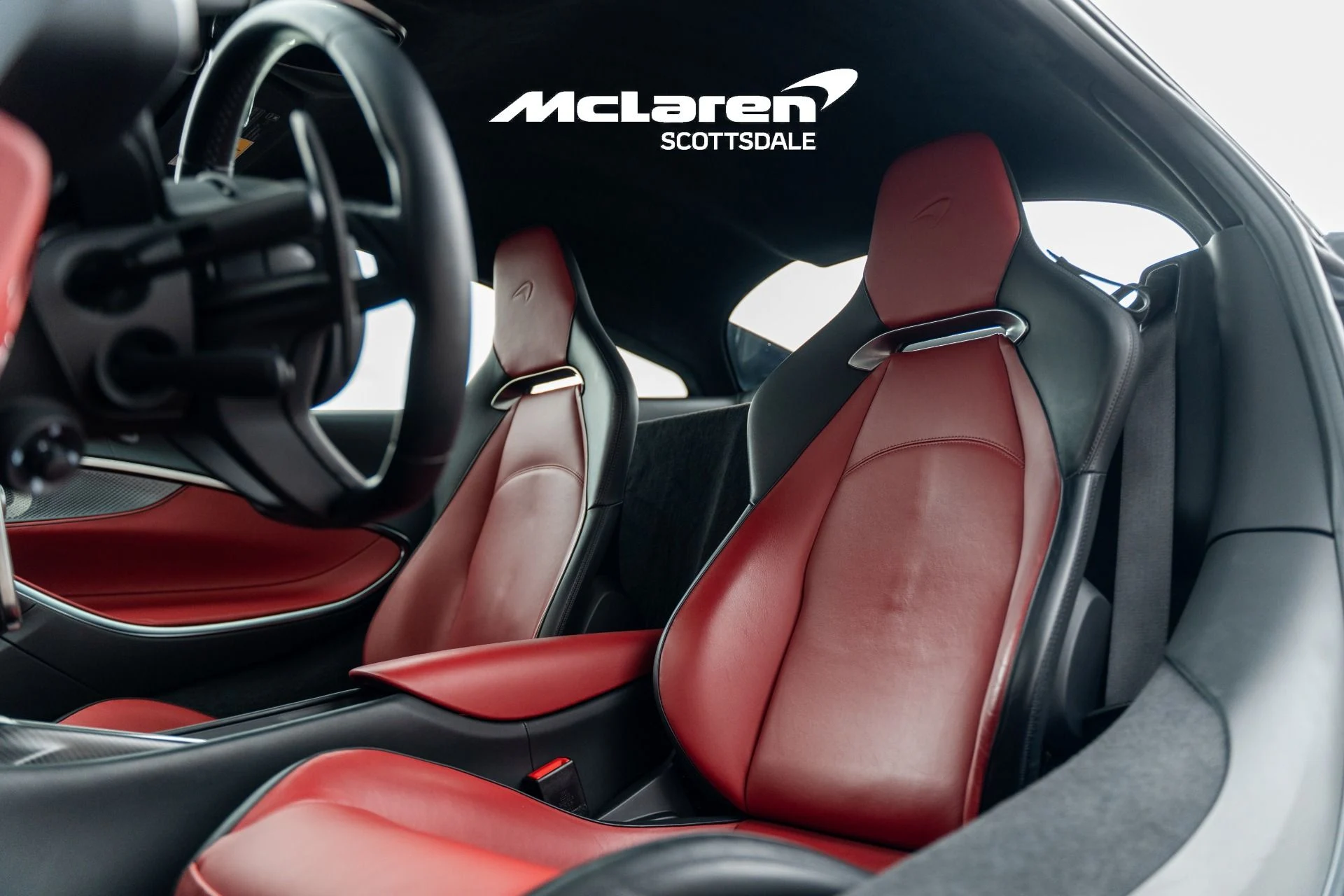 mph021_3039146139_Used_2023_MCLAREN_ARTURA_1771651947_3c9e58f361