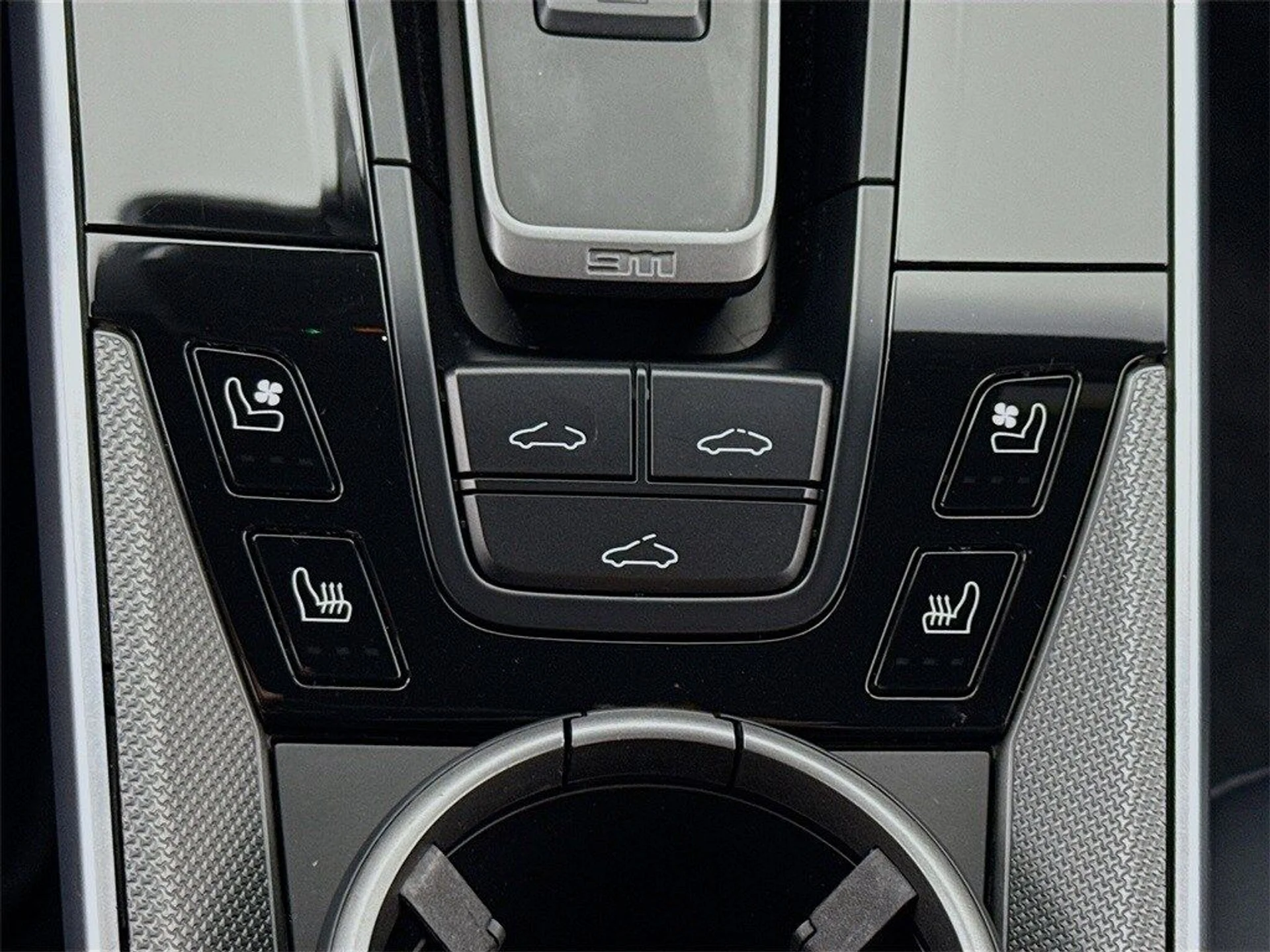 mph021_3047898629_9c1f573647e8051a266fd5cfcc5798f5x_18343a48f1