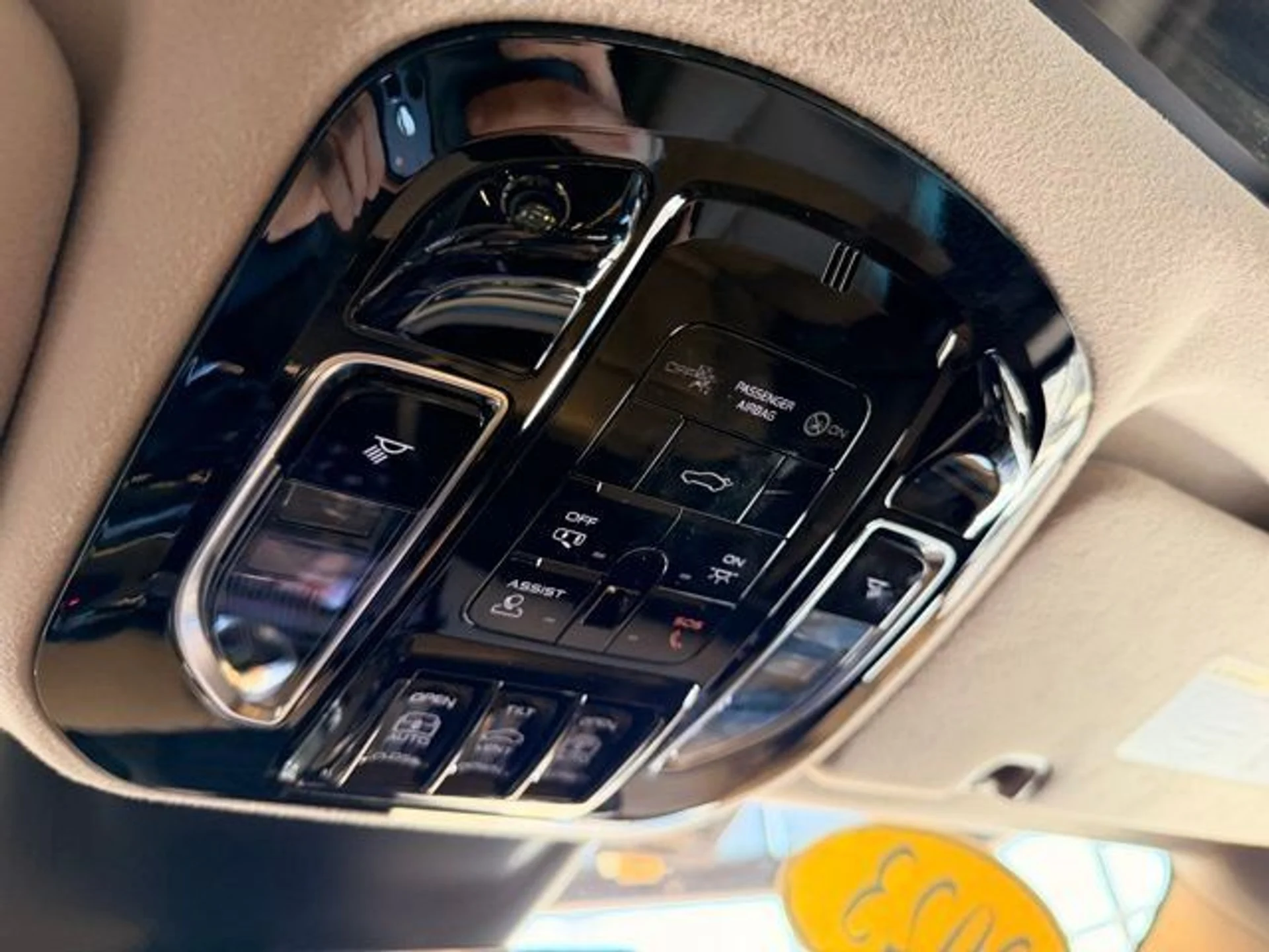 mph021_3049794418_20dd26f6507549df937dd62a961f1a52_894fb9bae1