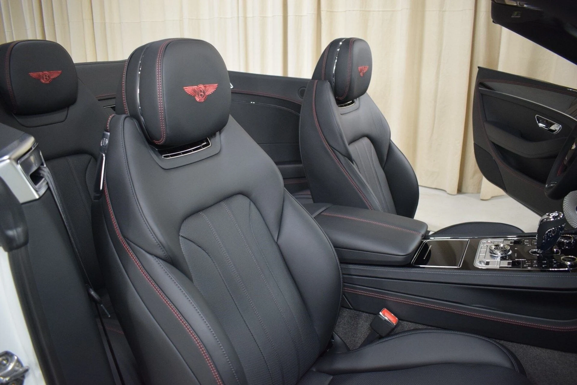 mph021_3052617548_ce67579f103f0aeeca521ca09afb6f15x_5f8d6486df