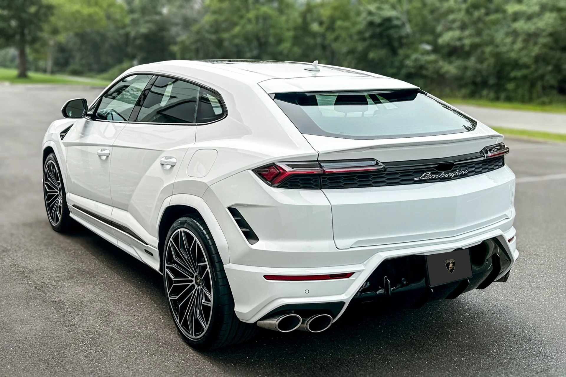 mph021_3057544071_New_2026_Lamborghini_Urus_SE_1784539635_b0cae436a6
