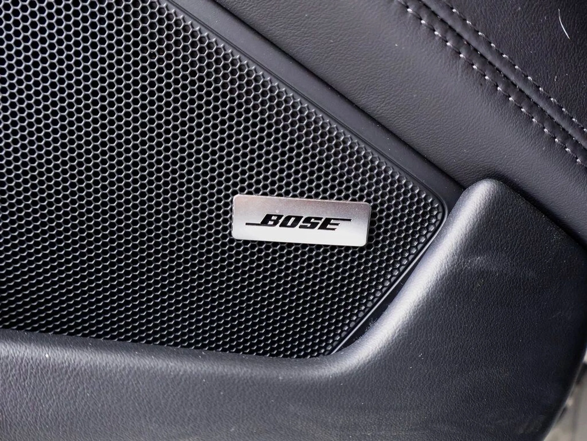 mph021_3057618418_32b9e20a05363d1b7b9186c1e4e0359bx_f378c78b04