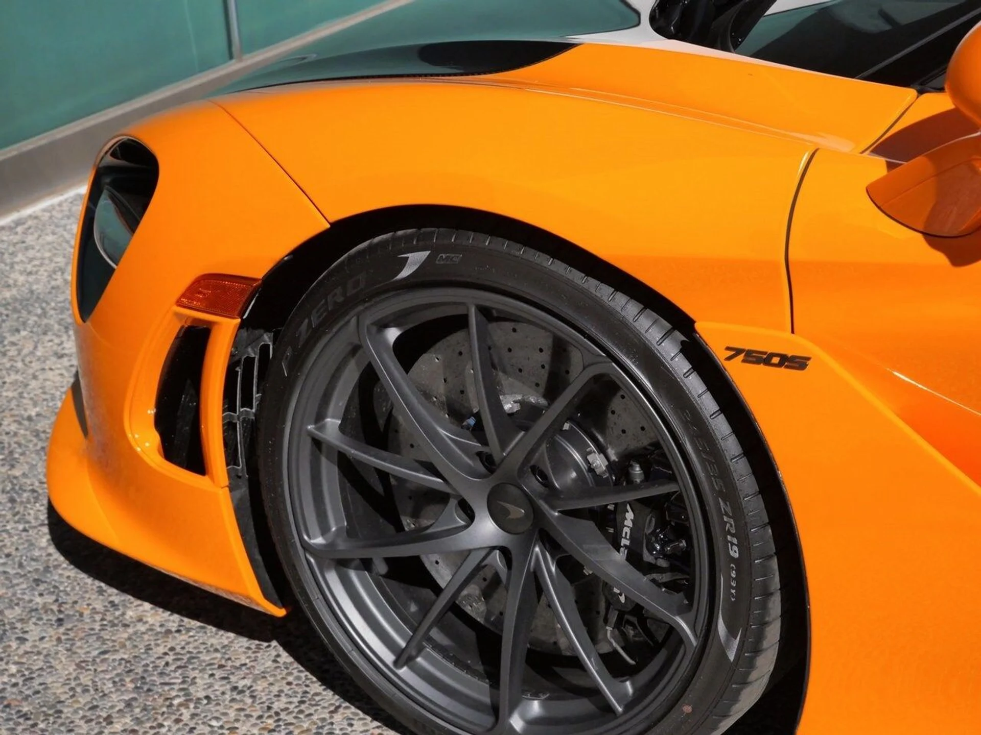 mph021_3067765033_52f1bef33a7478be744c3465993f0095x_c53e52ff46