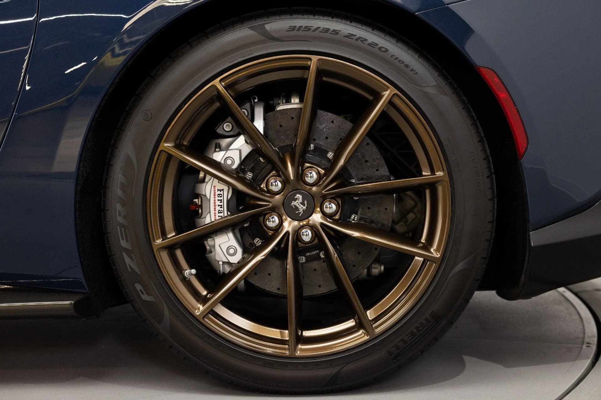 mph021_3078694592_Used_2021_Ferrari_812_GTS_1783777397_badf8c941e