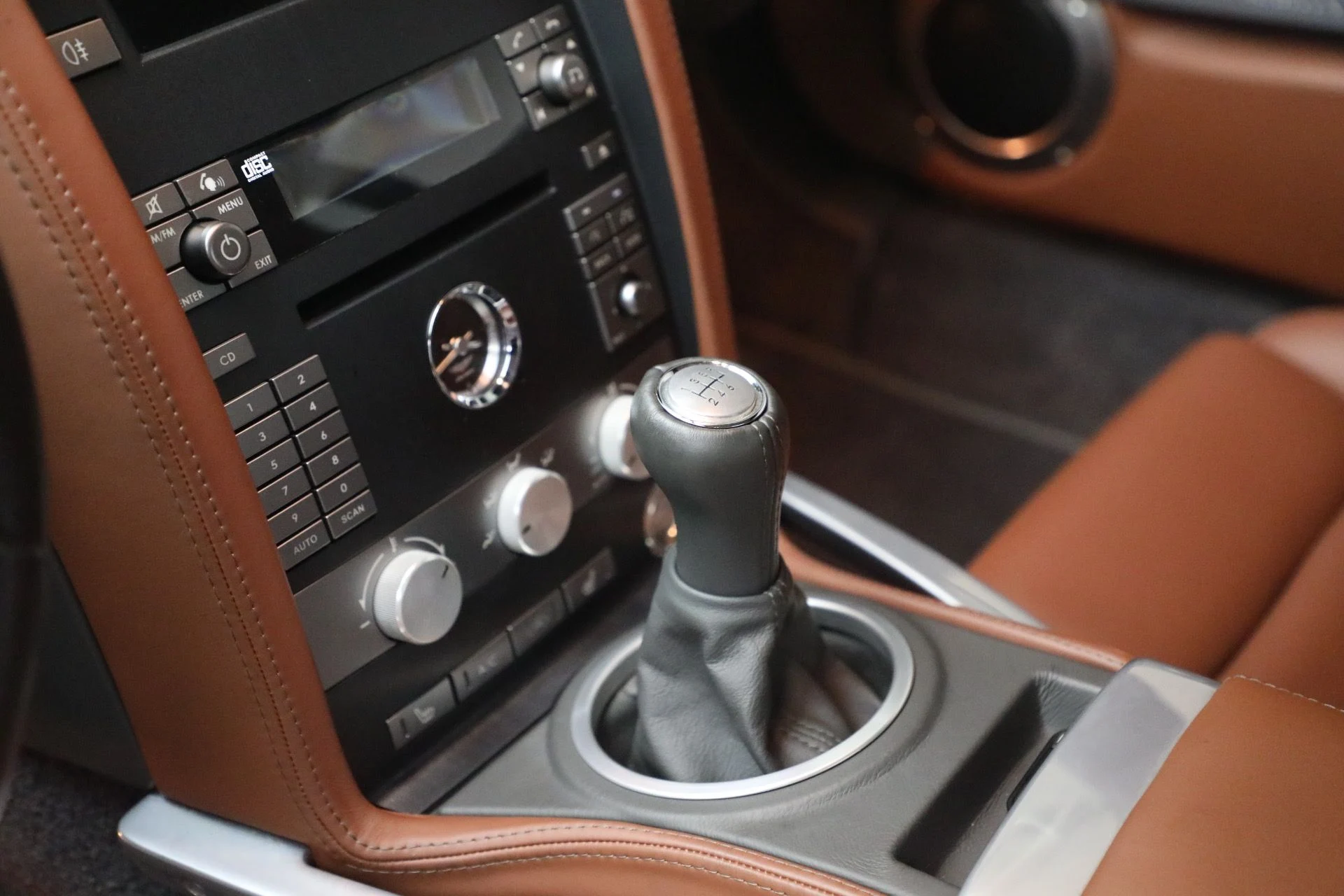 mph021_3080239275_Used_2006_Aston_Martin_V12_Vanquish_S_1792851745_4090a197ba