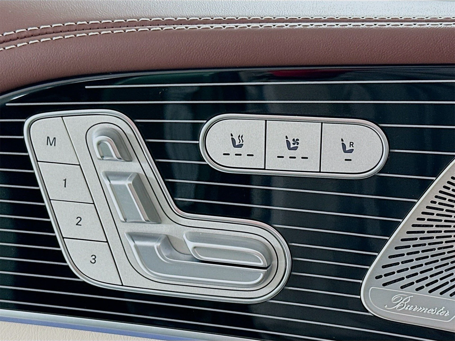 mph021_3089626167_7290bedb155c271c66fe436951f55035x_167005aa55