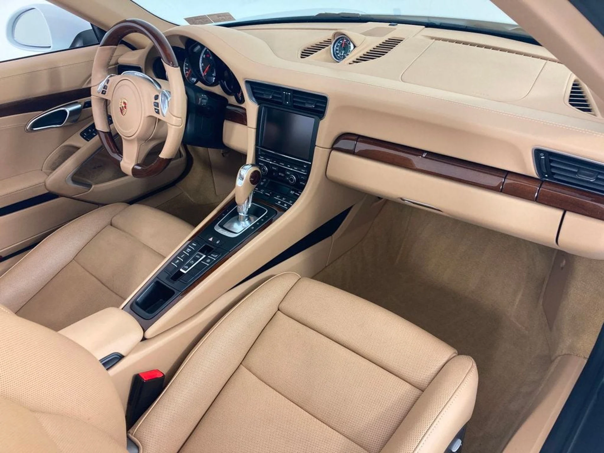 mph021_309238967_c02a79bc4d48c8c668f5681e9c06dbc6_f4d6b86791