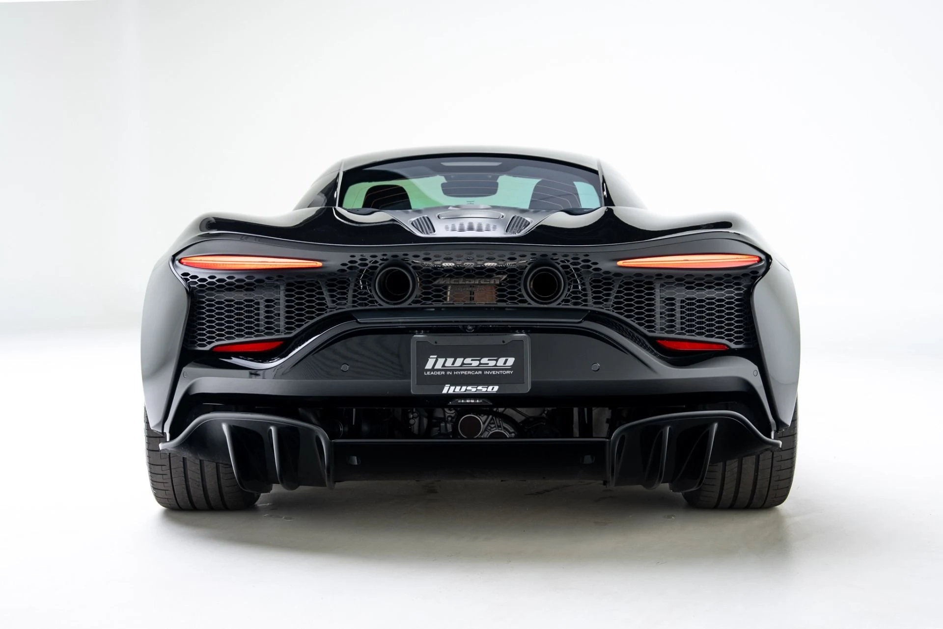 mph021_3095380085_Used_2026_Mc_Laren_Artura_1770152566_588692a167