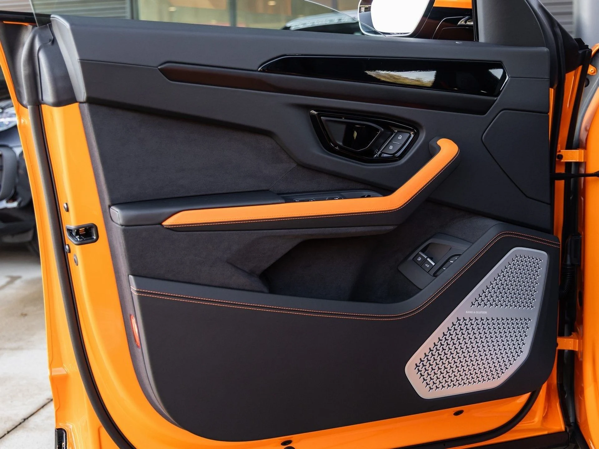 mph021_3095598234_22_3c7e2cf872