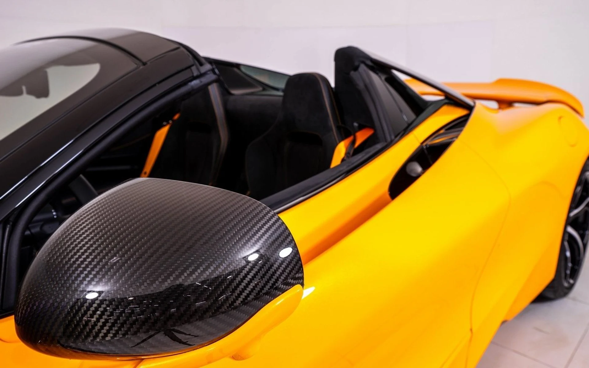 mph021_3105356606_ca4cc1319f924b8c8b0a09352764780ax_830d3207f3