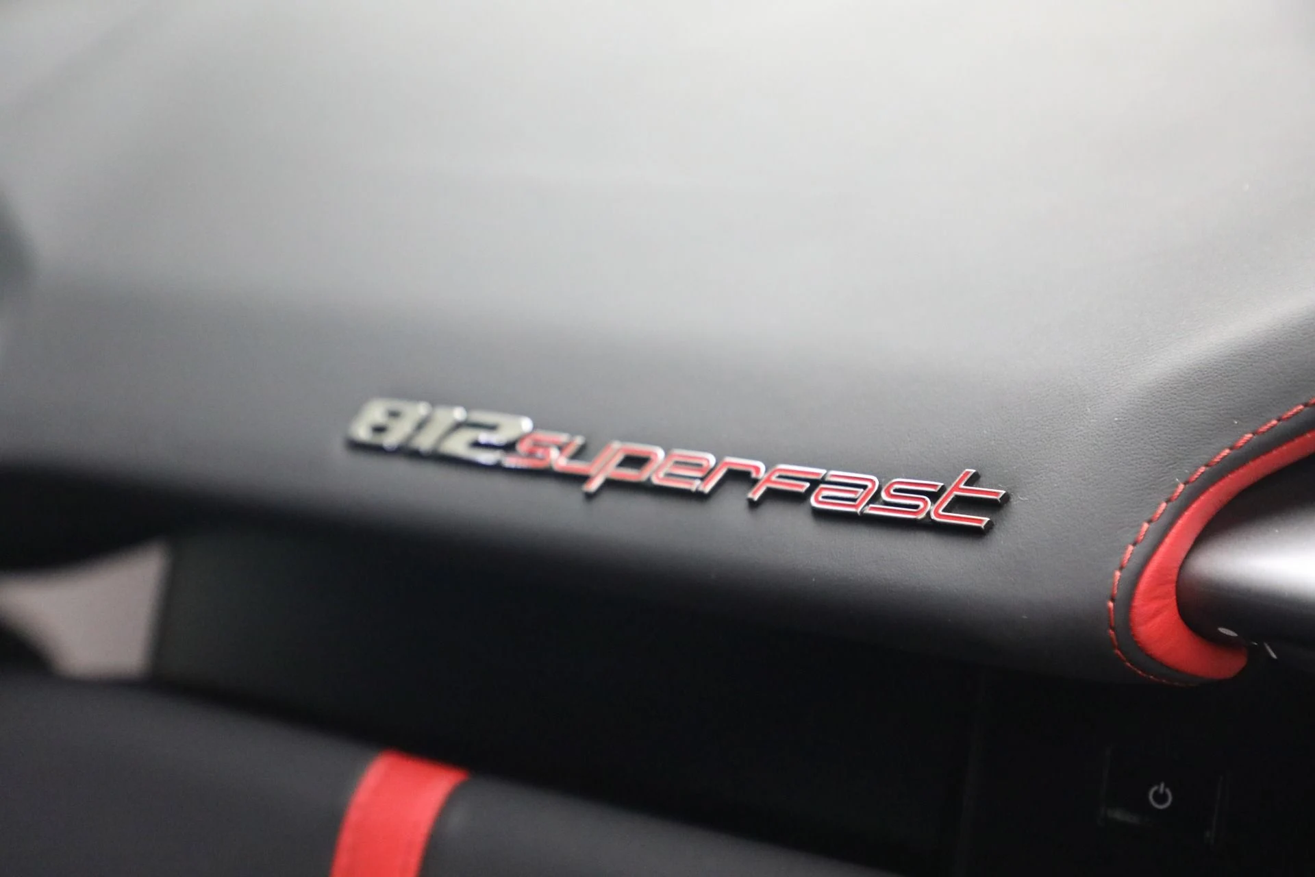 mph021_3109018998_Used_2019_Ferrari_812_Superfast_1776445925_2f8945d789