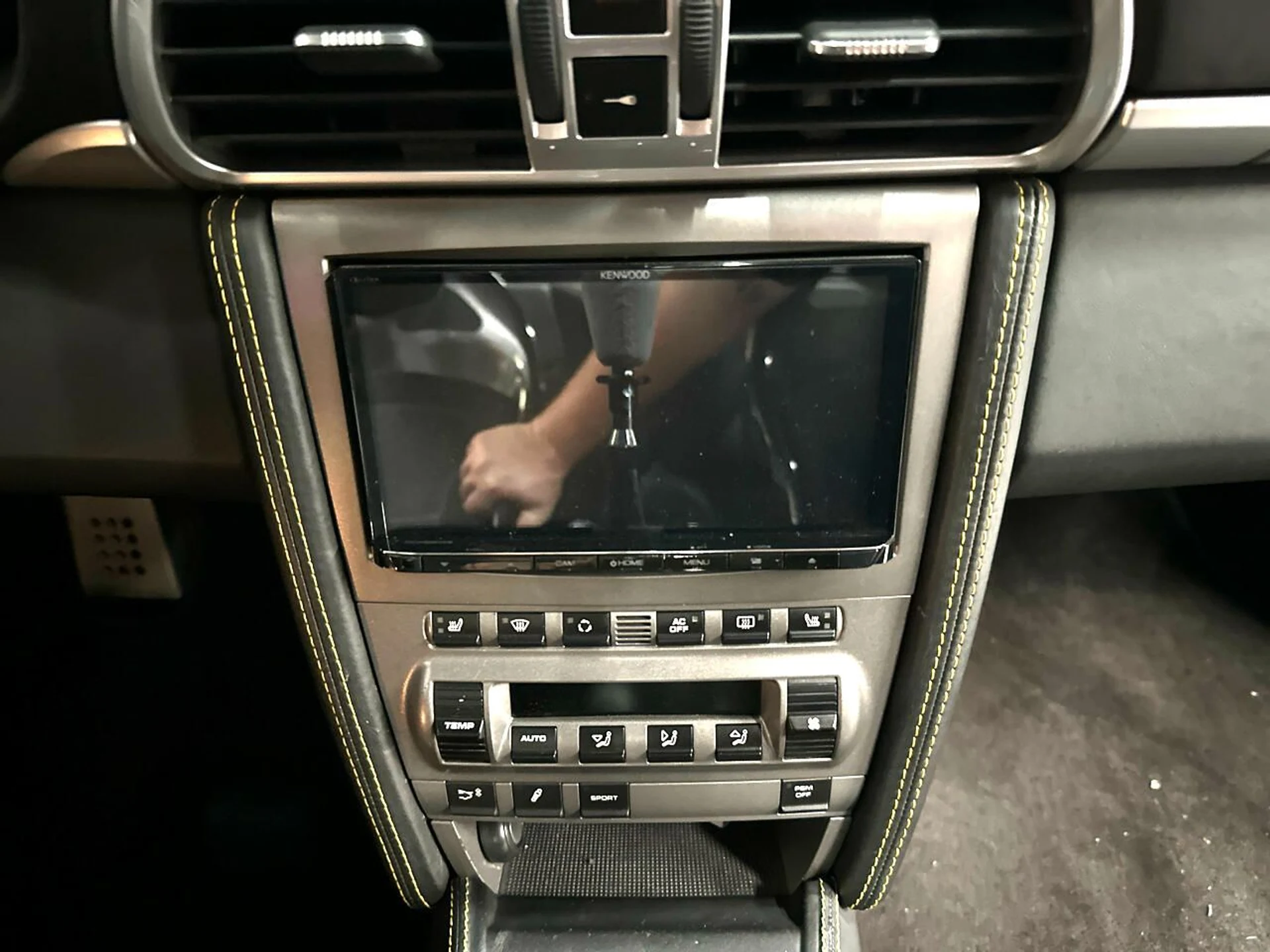 mph021_3109309369_638890618185722697_13f1d48971