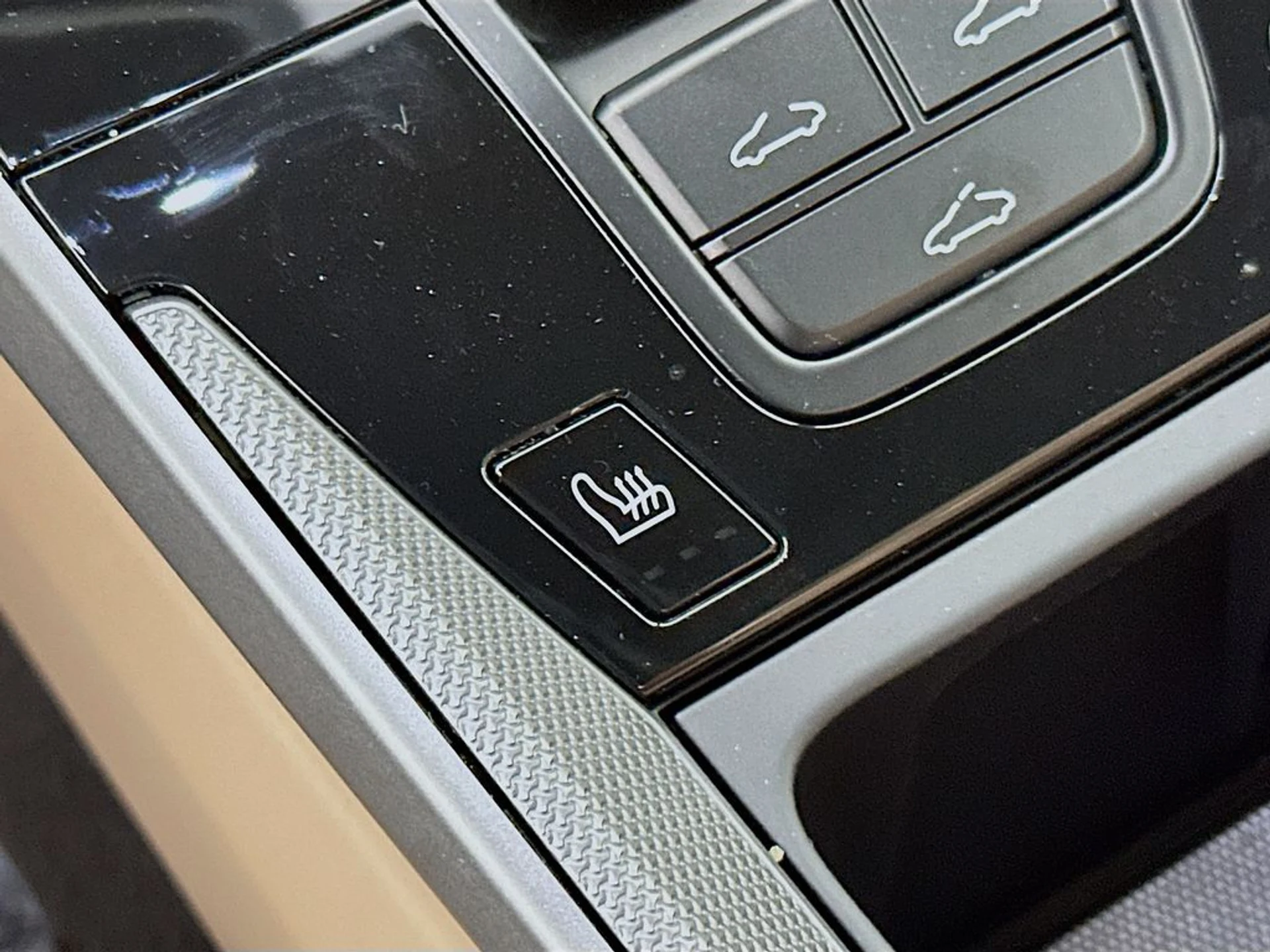 mph021_3110978594_977d61cbe33af6e1793ff15092d8aa84x_2720435674