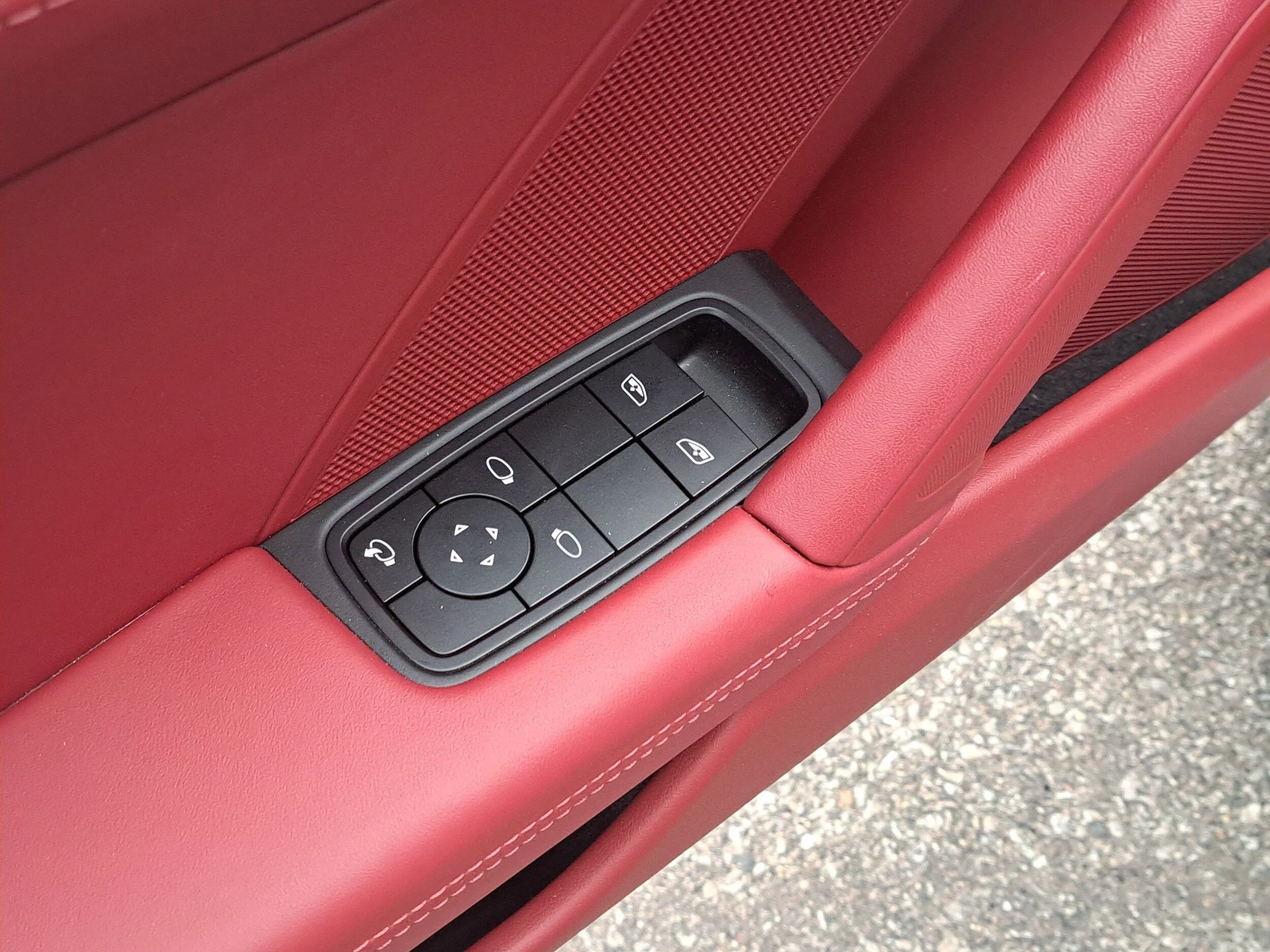 mph021_3111201646_83a3f229eabef3db01e58043ba232587x_17b7369a9e