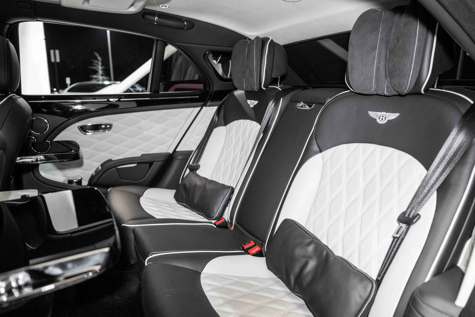 mph021_3113383143_Used_2020_Bentley_Mulsanne_Speed_1739206028_0d19210265