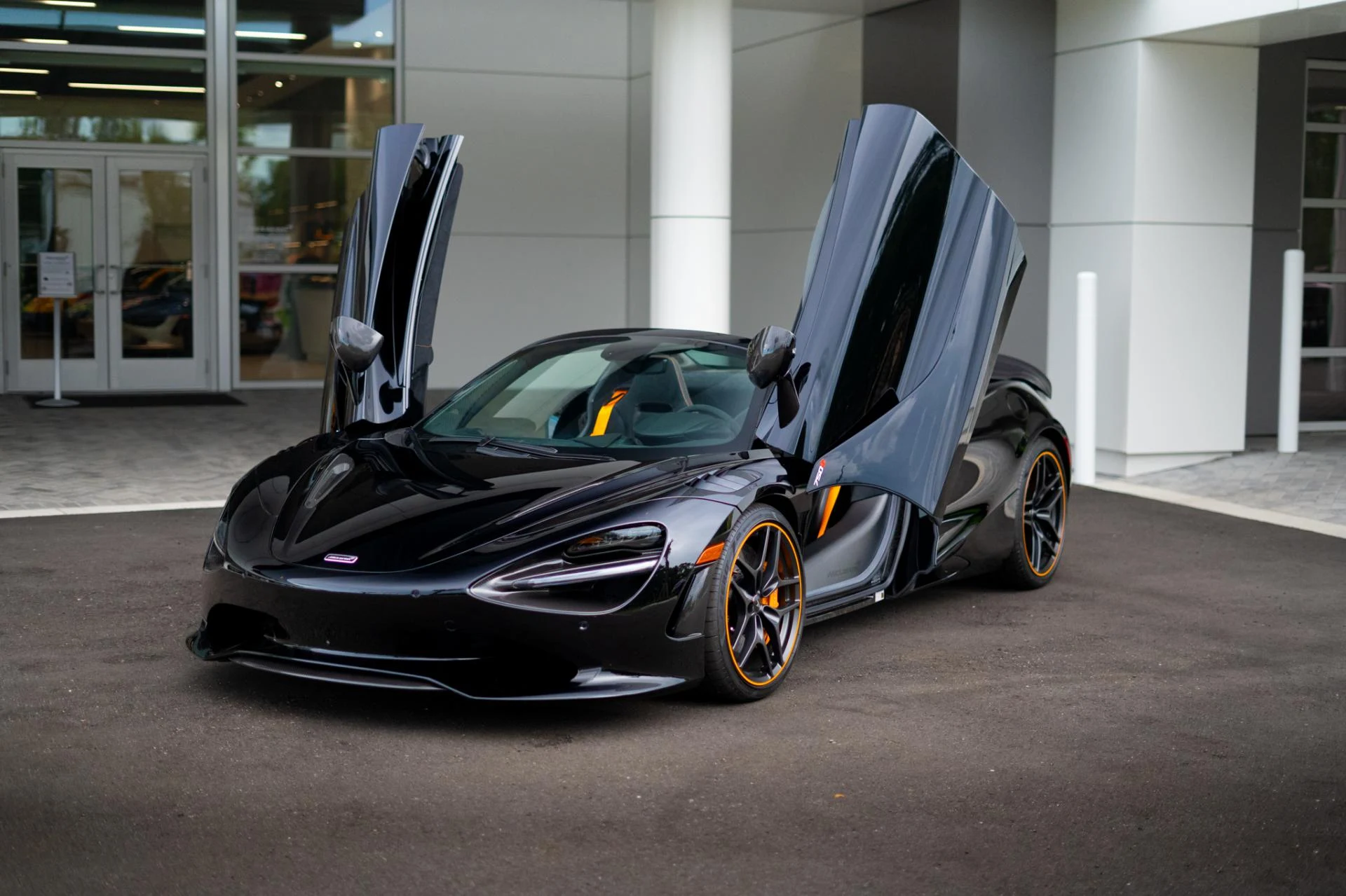 mph021_31159528_Used_2024_Mc_Laren_750_S_Spider_f475d4f2b1