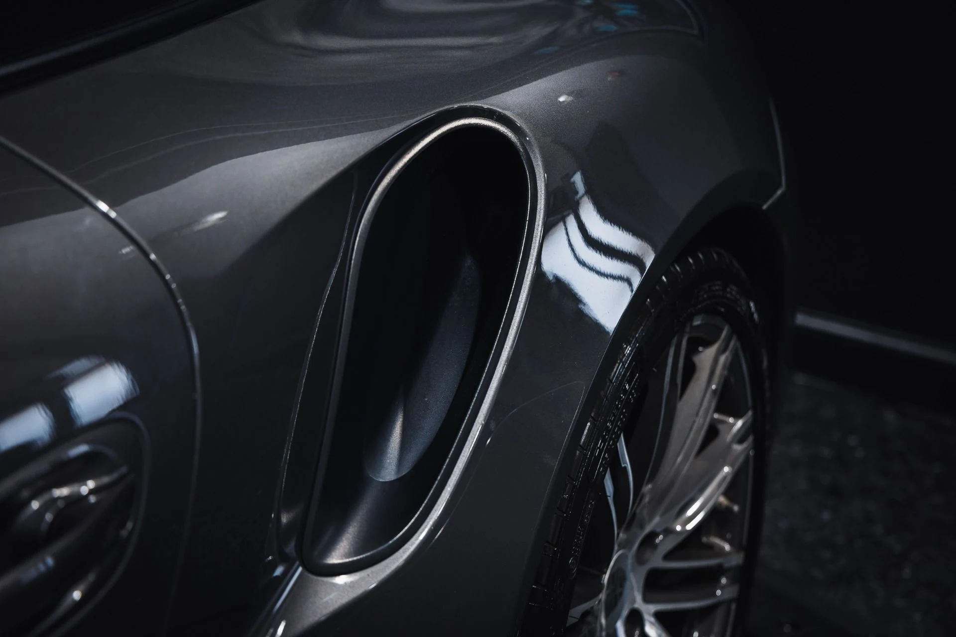 mph021_3117877097_Used_2014_Porsche_911_Turbo_1775101032_1c2d381db6