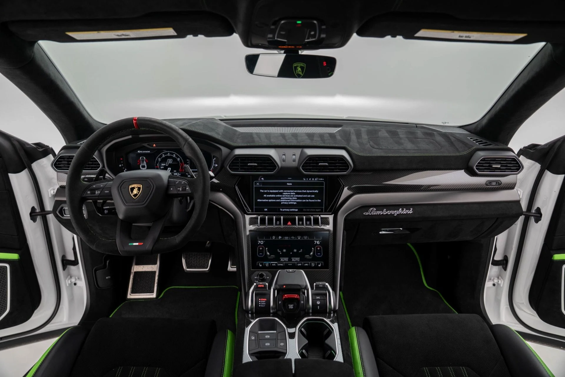 mph021_3119119919_Used_2024_Lamborghini_Urus_Performante_1775674454_8754dbcb3e