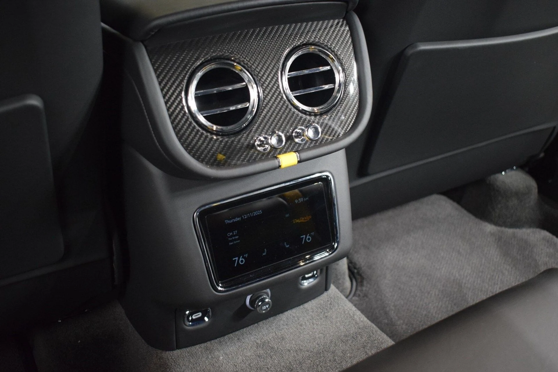 mph021_3121117083_a63308e34567ee81a6b18976e9b5c9a1x_57425f127b