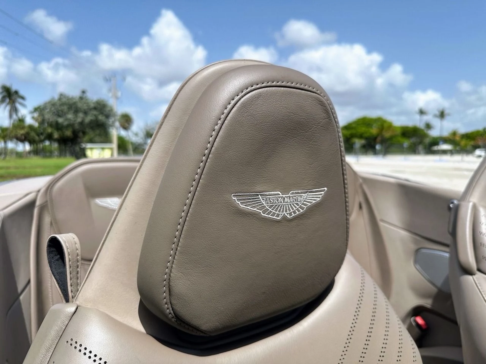 mph021_312644940_Used_2019_Aston_Martin_DB_11_Volante_1768416505_4b2d010933