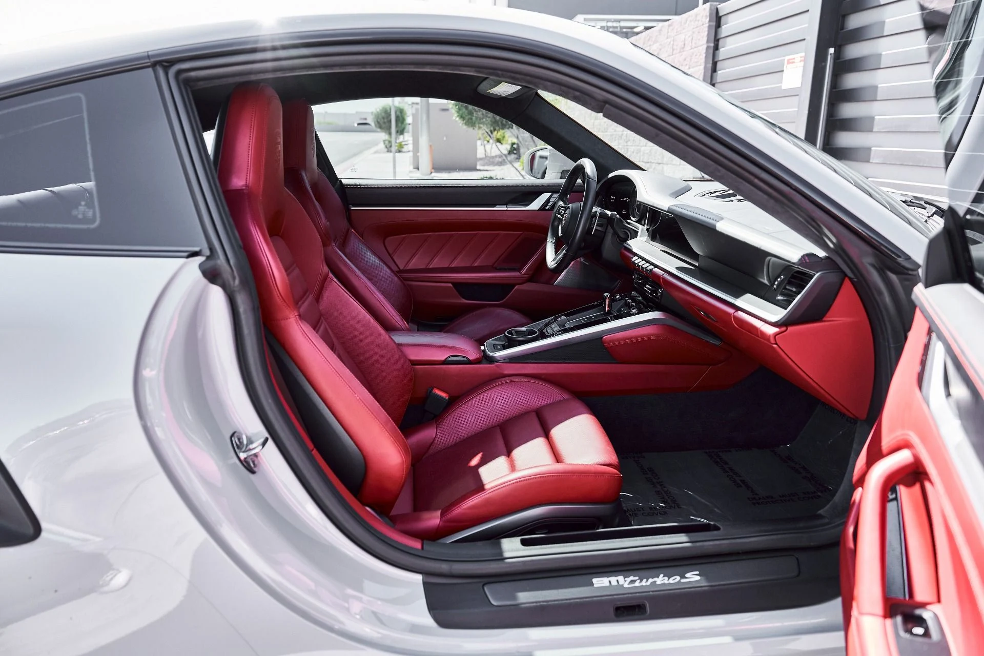 mph021_3134194764_Used_2021_Porsche_911_Turbo_S_1773797030_134b995cba