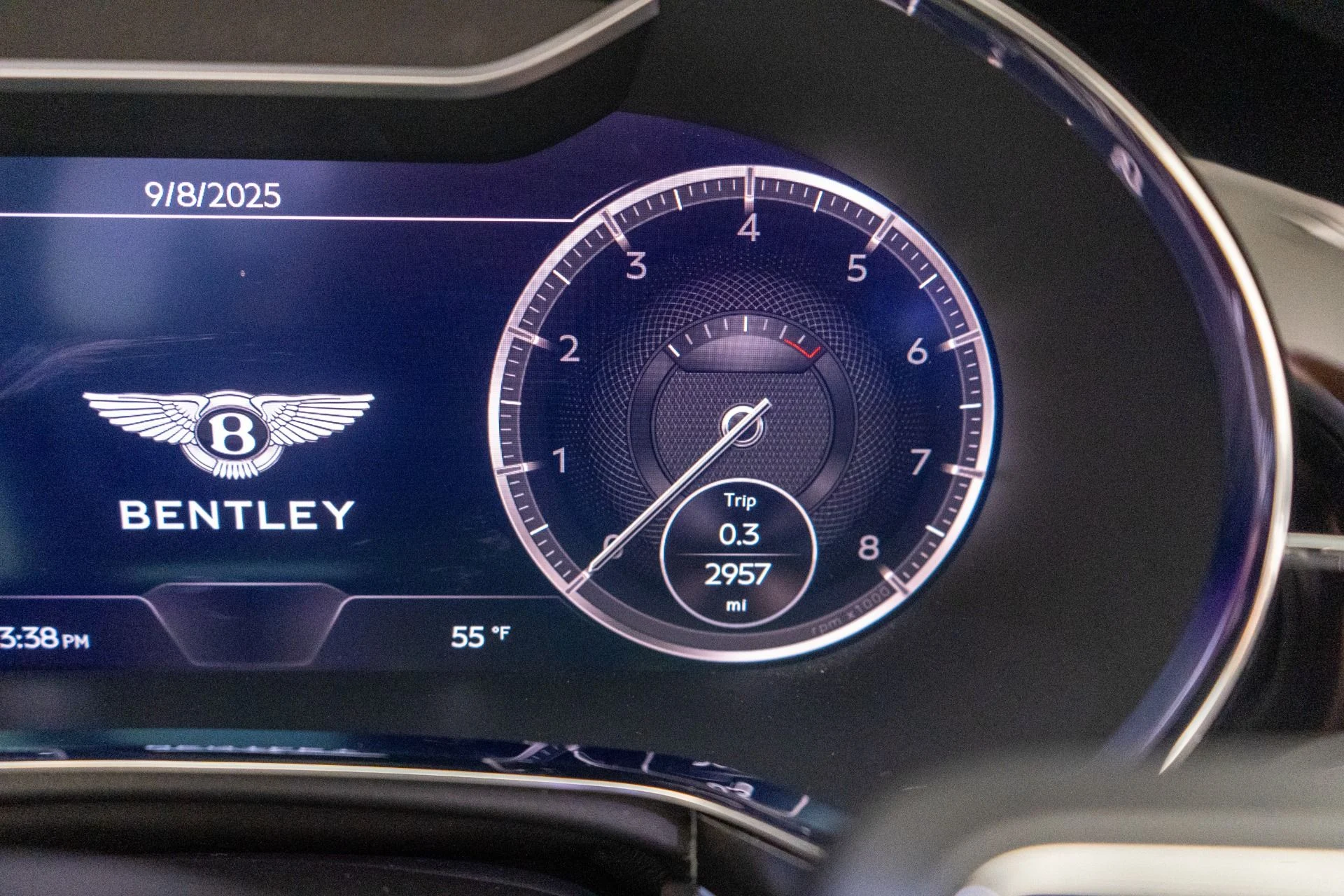 mph021_3134300861_Used_2024_Bentley_Continental_GTC_Edition_8_1757437315_41ecf775c8