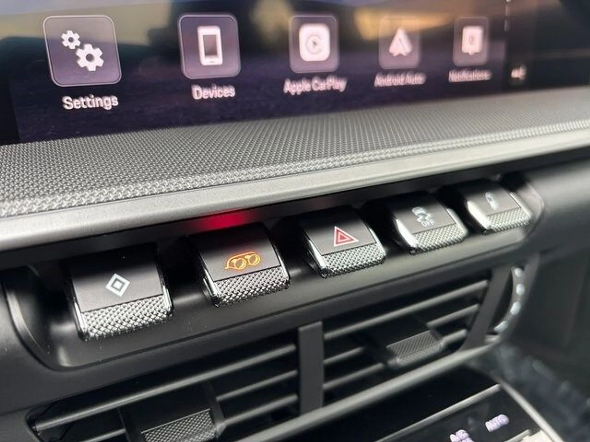 mph021_3135902790_cc1ebf223a5468fc6f2f2b1a6714a66dx_4e7b140724