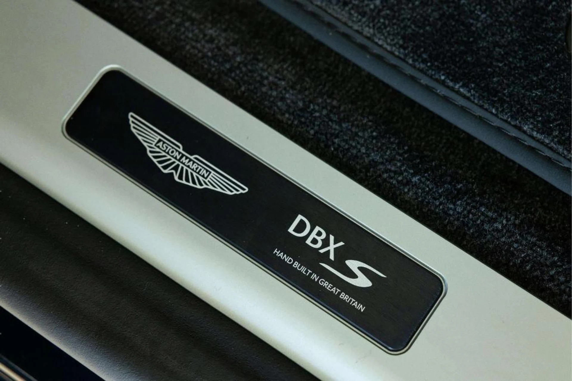 mph021_3142634769_g_Pp_UE_Jz0ir_M_Jz_Qy_Dcc_YJ_Hqw_X1_U_e2bd4fba3f