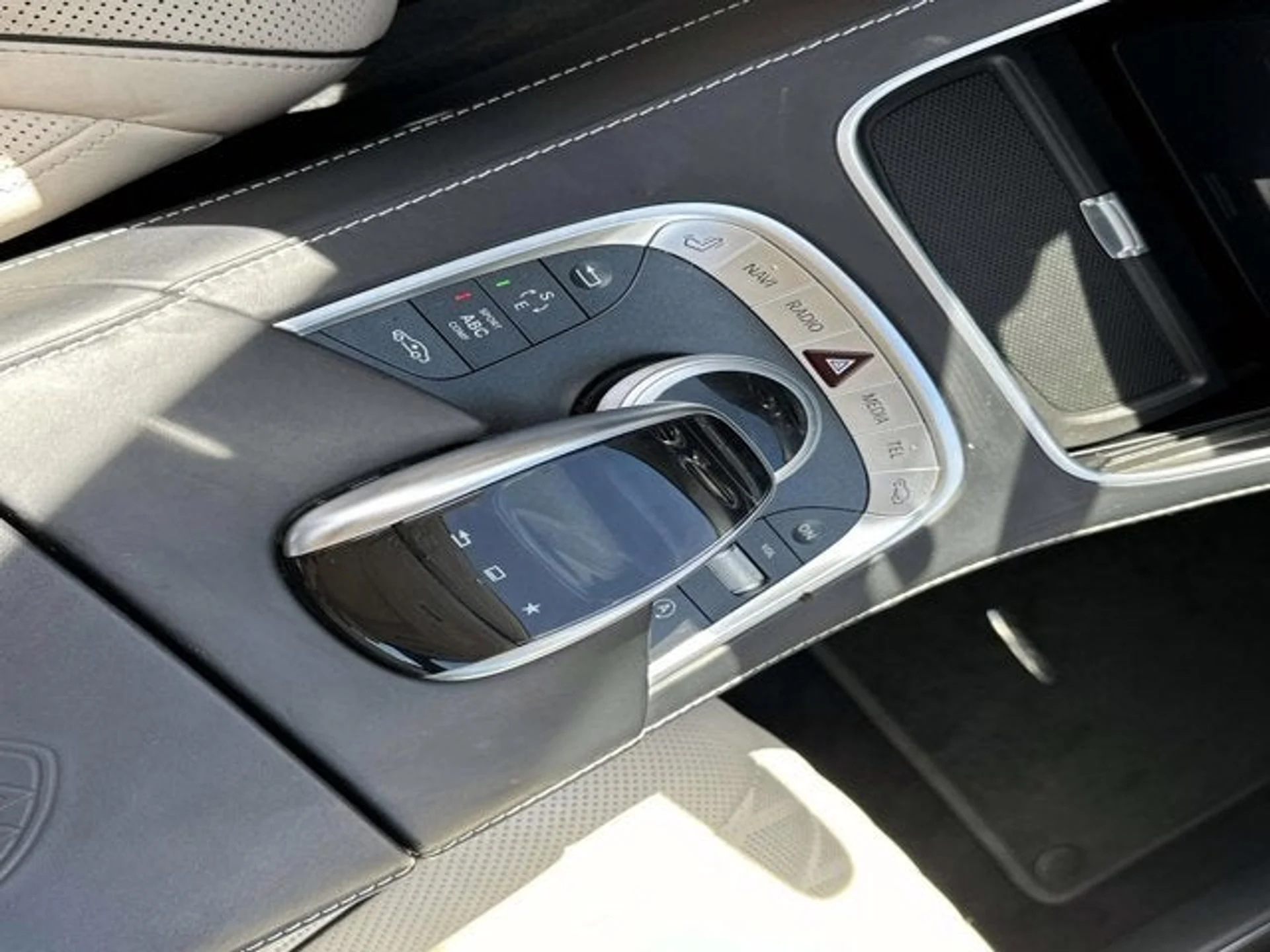 mph021_3148436596_22_dc1dbd1326