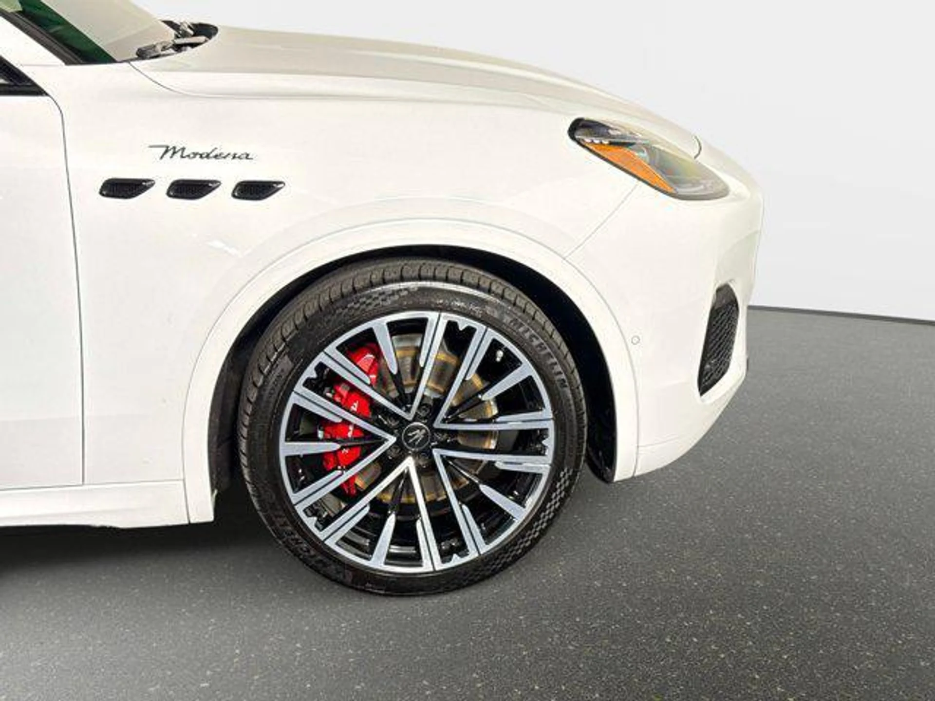 mph021_3158775347_uk_Yy_Oy_E_Vj_X7dq2_Z5t_HS_2_EIB_7n_A_a79f9daba9