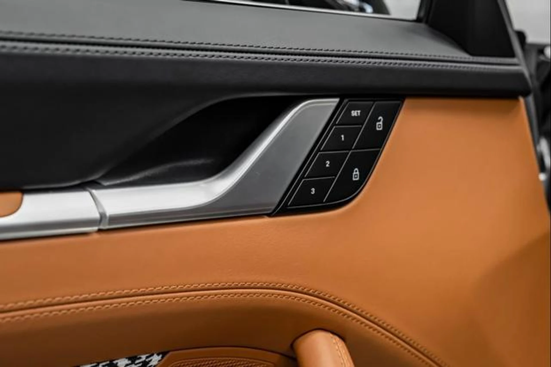 mph021_3161224088_Ft_A801_Am_RO_9_XZP_Apnm6ur_Lc_NGM_e9e6ea3c73