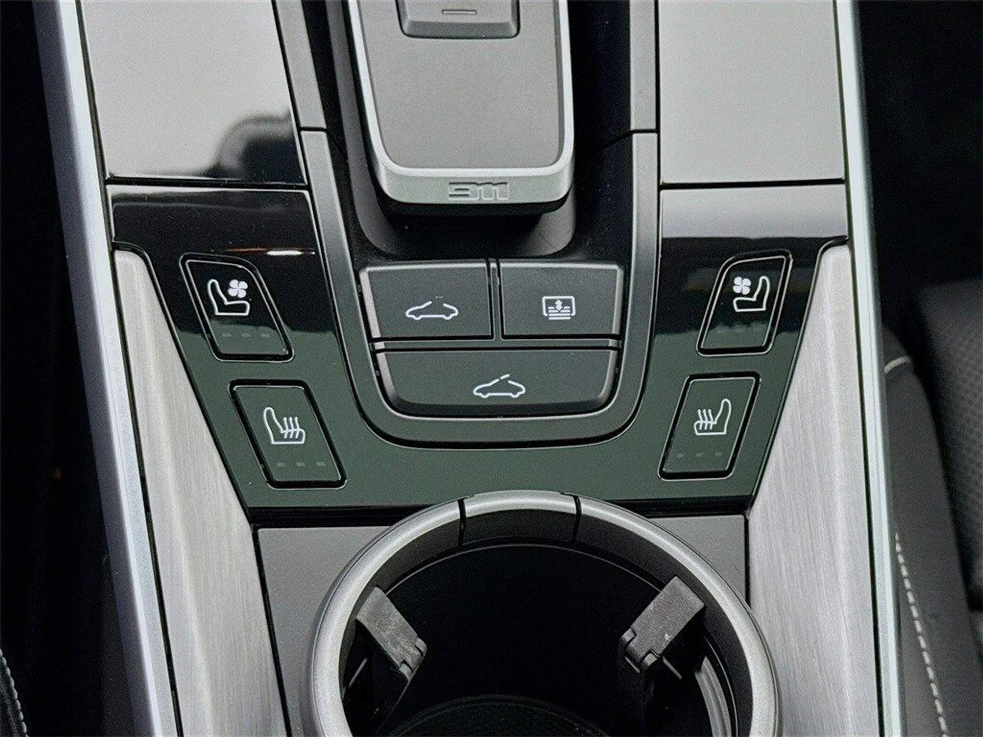 mph021_3164025261_e0d8f04a22ff760a20a485497e72f7dex_65313c59b3